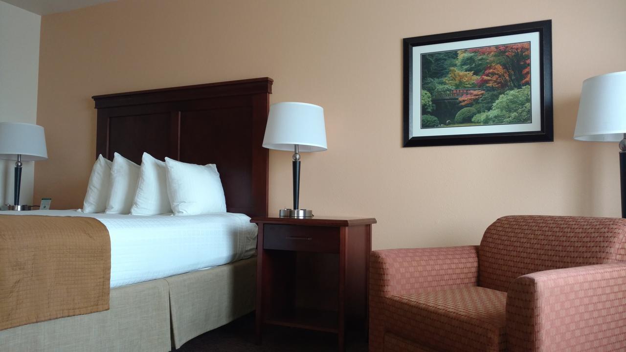 Western Pony Soldier Hotel Portland